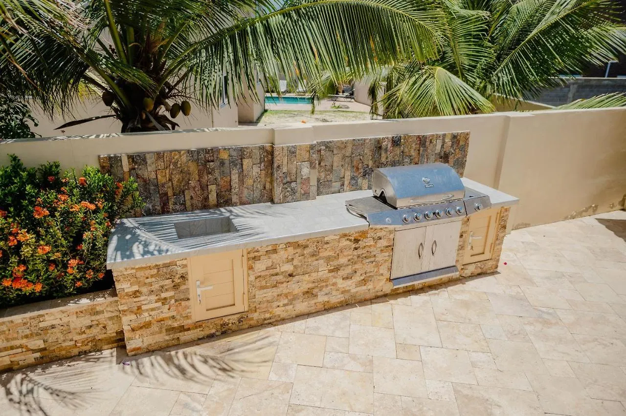 Adorable 1-Bedroom-Apartment 2 Km From Eagle Beach Palm Beach 0*,  Aruba